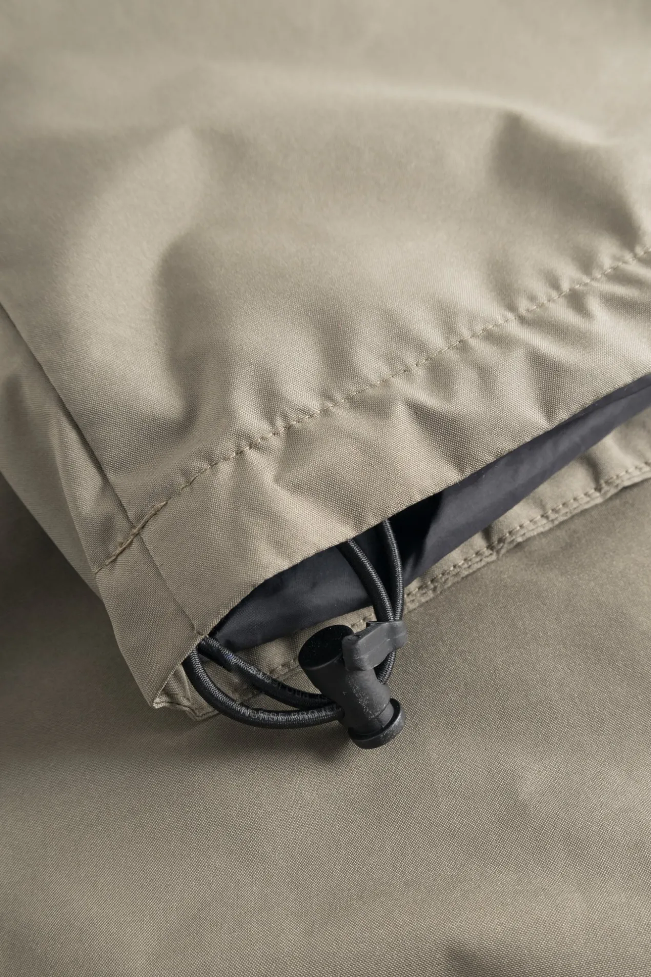 alvar_goretex_windstopper_tech_trouser_6.webp Norse Projects TROUSERS^Alvar Gore-Tex Windstopper Tech Trouser Sediment Green