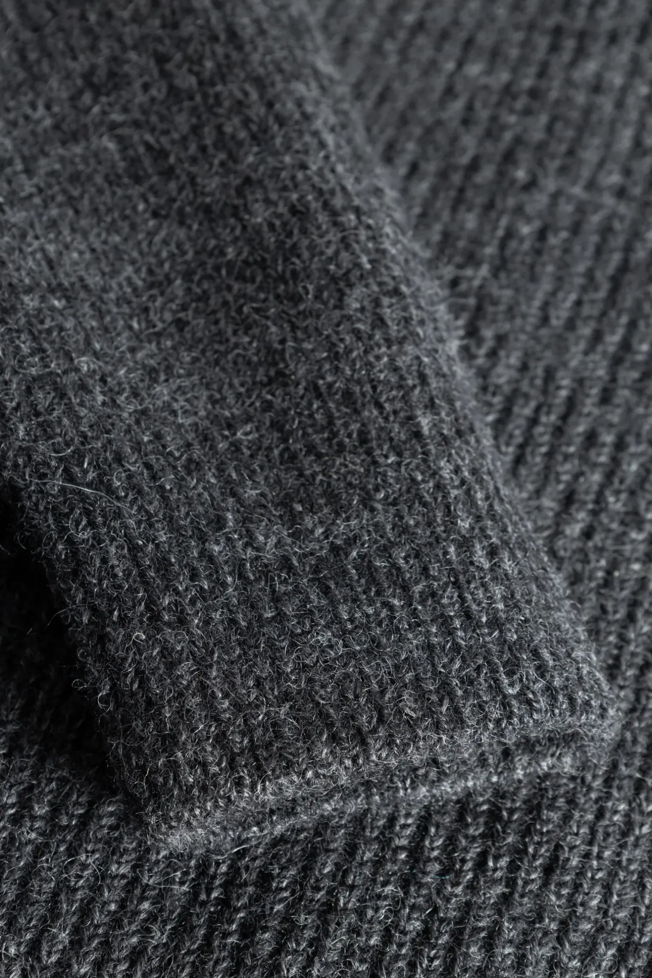 hagen_wool_cotton_rib_full_zip_jacket_6-1.webp Norse Projects KNITWEAR^Hagen Wool Cotton Rib Full Zip Jacket Dark Grey Melange