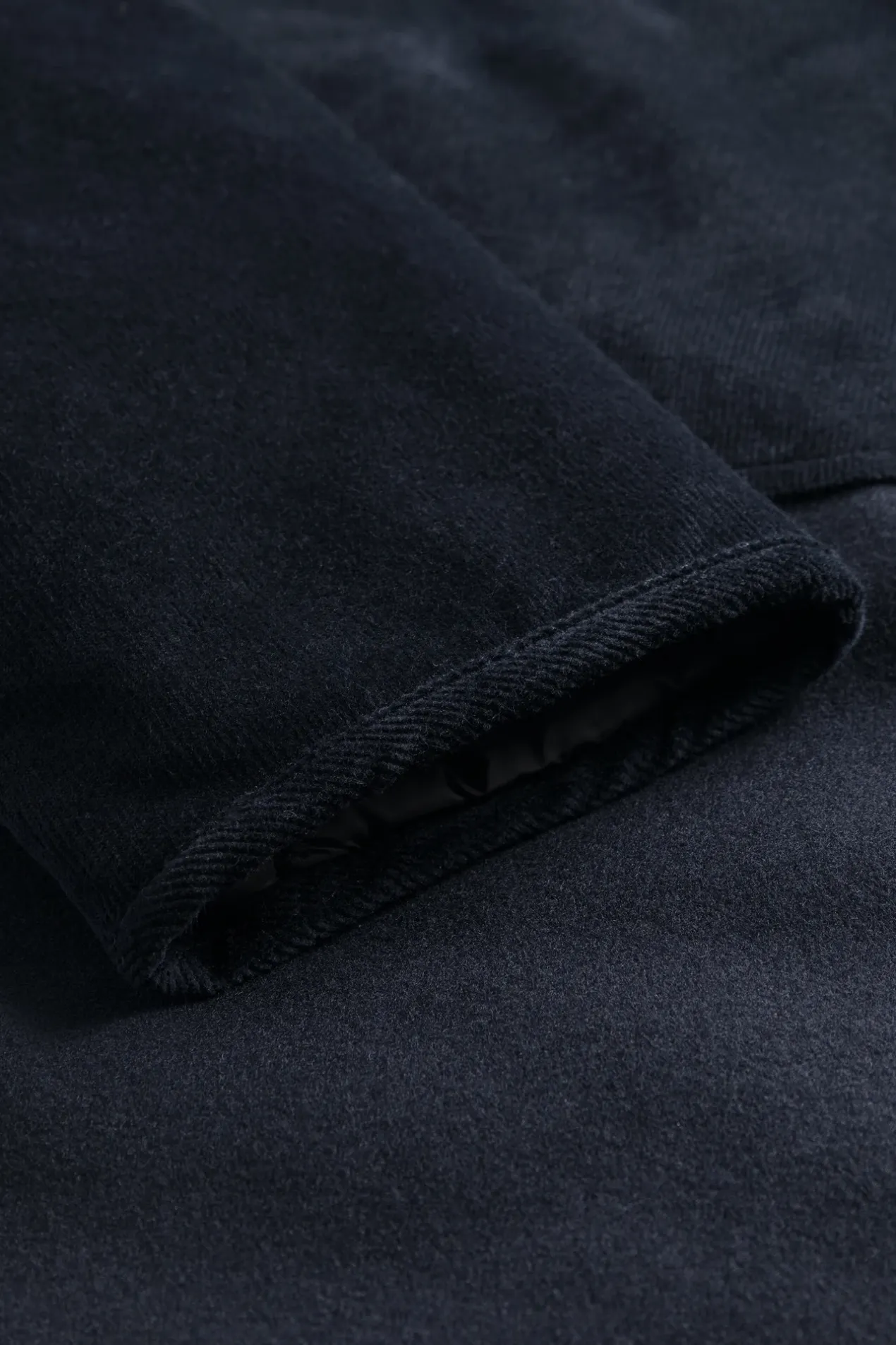 hakon_solotex_corduroy_6-1.webp Norse Projects OUTERWEAR^Hakon Solotex Corduroy Dark Navy