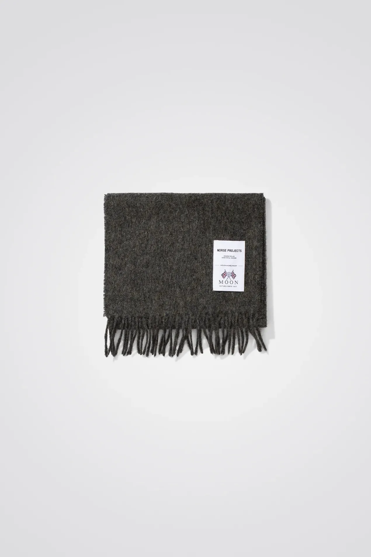 moon_lambswool_scarf_0-5.webp Norse Projects ACCESSORIES^Moon Lambswool Scarf Charcoal Melange