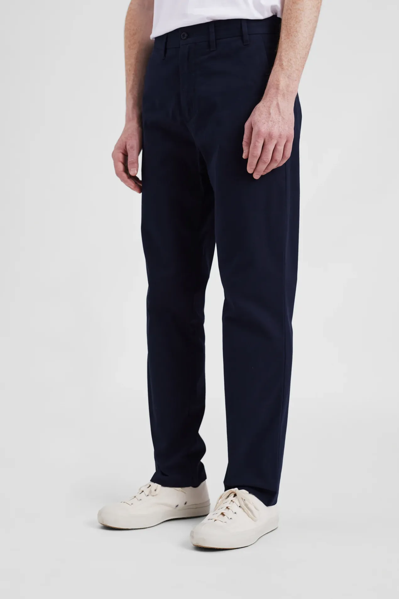 norse_standard_chino_3-5.webp Norse Projects TROUSERS^Norse Standard Chino Dark Navy