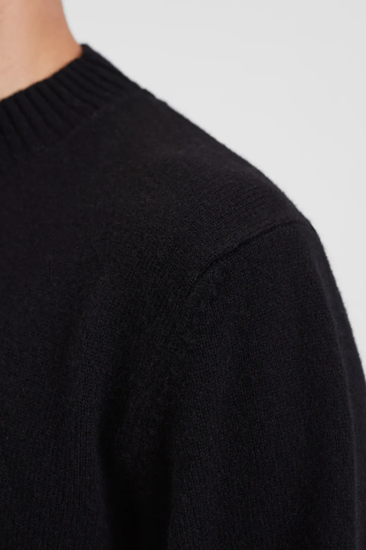 norse_standard_merino_lambswool_sweater_4-1.webp Norse Projects KNITWEAR^Norse Standard Merino Lambswool Sweater Black