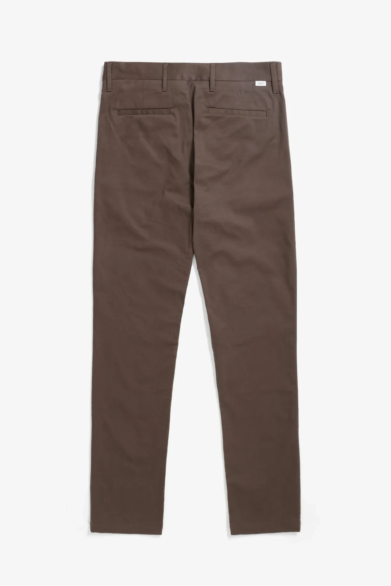 norse_standard_slim_chino_1-2.webp Norse Projects TROUSERS^Norse Standard Slim Chino Espresso