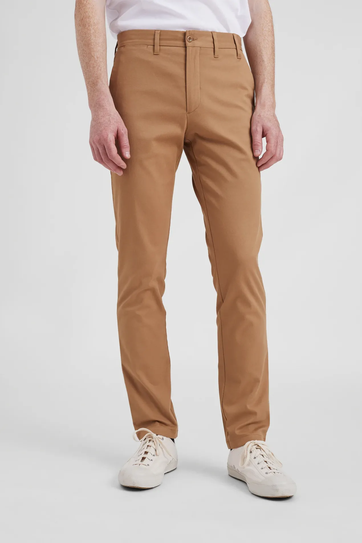 norse_standard_slim_chino_2-1.webp Norse Projects TROUSERS^Norse Standard Slim Chino Utility Khaki