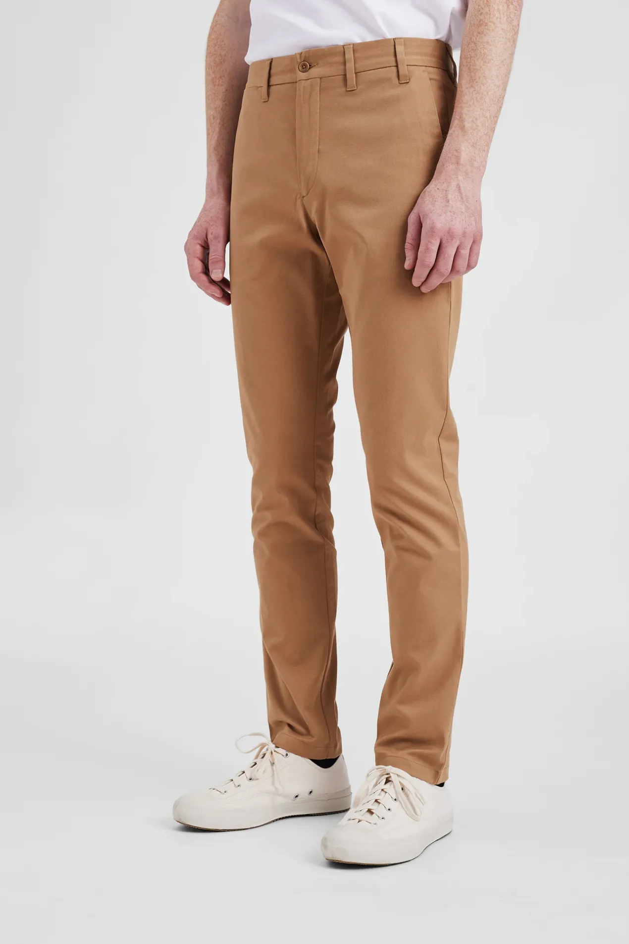 norse_standard_slim_chino_3-1.webp Norse Projects TROUSERS^Norse Standard Slim Chino Utility Khaki