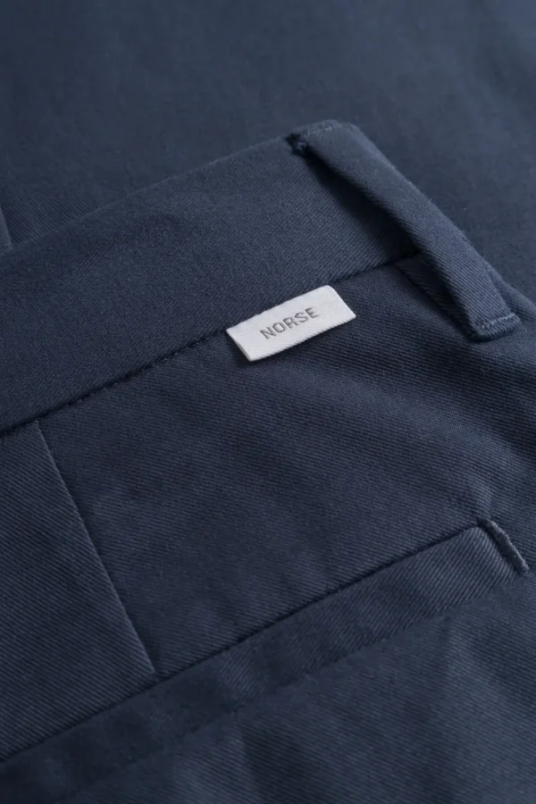 Norse Projects TROUSERS^Norse Standard Slim Chino Dark Navy