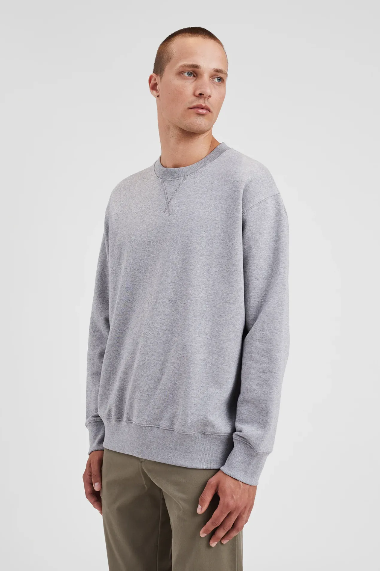 norse_standard_sweatshirt_3-1.webp Norse Projects SWEATSHIRTS^Norse Standard Sweatshirt Grey Melange