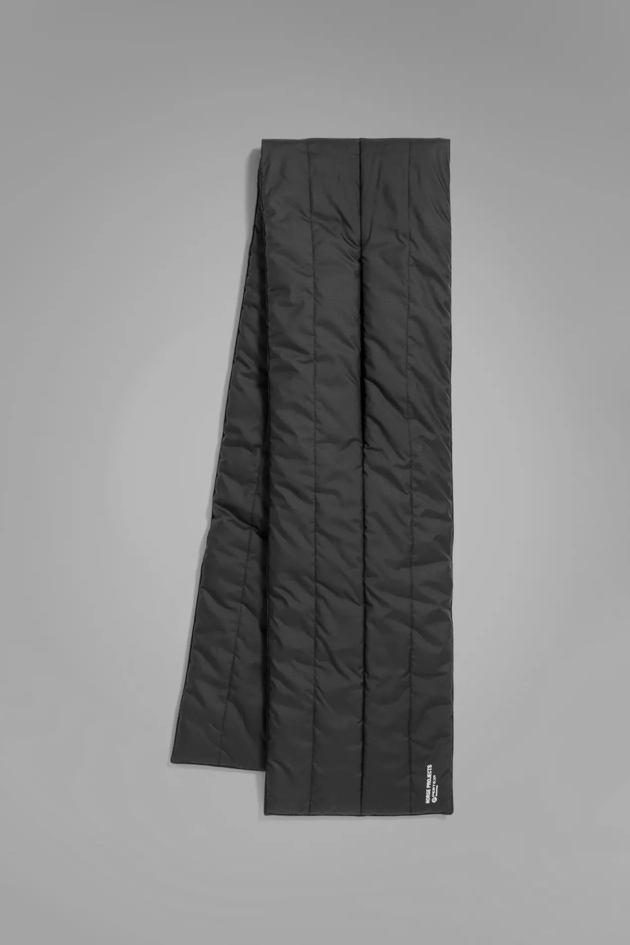 pertex_quantum_keyhole_scarf_1-1.webp Norse Projects ACCESSORIES^Pertex Quantum Keyhole Scarf Black