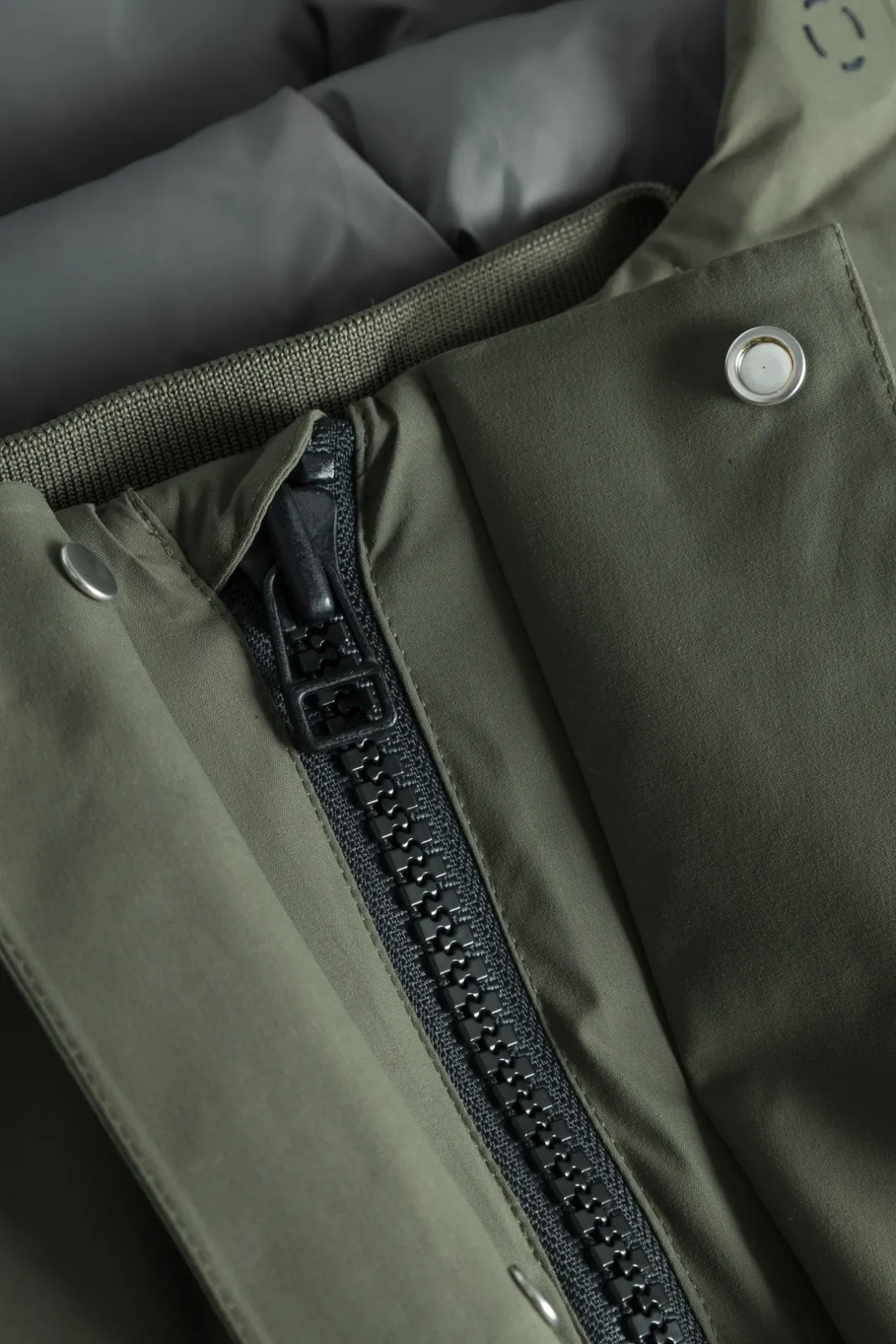rokkvi__goretex_6-2.webp Norse Projects OUTERWEAR^Rokkvi 7.0 Gore-Tex Olive Drab
